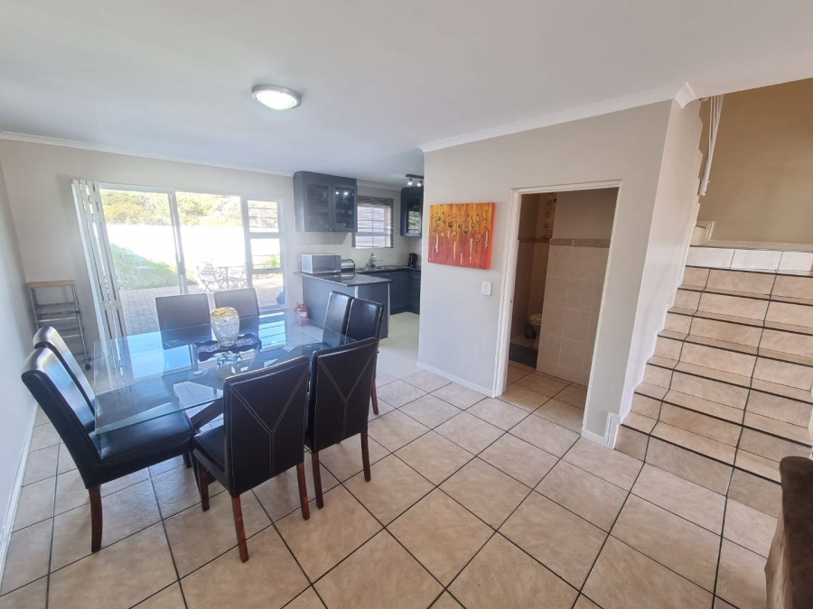 To Let 3 Bedroom Property for Rent in Big Bay Western Cape